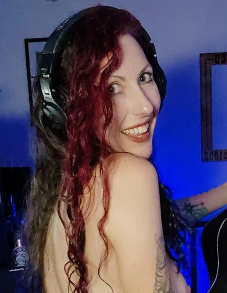 8BitTerror 💜 Your Gamer Girl profile photo