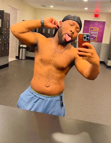 I’m here for yall profile photo