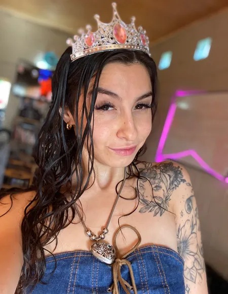🎃You GIRLFRIEND April🎃 profile photo