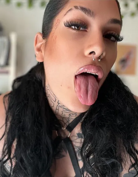 𝐀𝐛𝐲 𝐅𝐨𝐱𝐲  🦊 ✨ profile photo