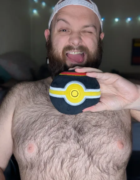 Ace Trainer Logan (he/they) profile photo