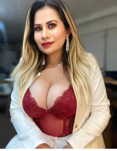 ACTRESS MADAME AFRODITA profile photo
