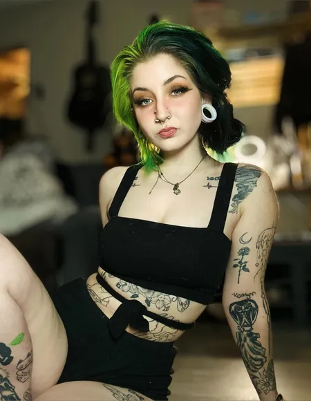 ainsley rae, medium tiddy alt gf 😈 profile photo