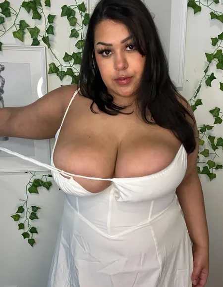 NEW B/G ‼️ CHUBBY VEE profile photo