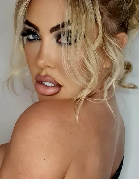 AISLEYNE HORGAN-WALLACE💋🇬🇧 profile photo