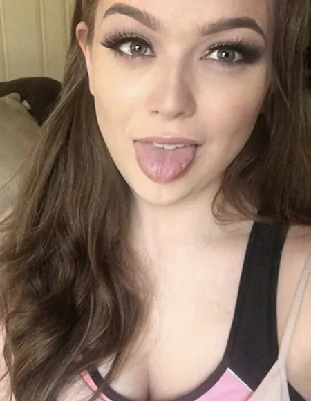 Alaina Fox profile photo