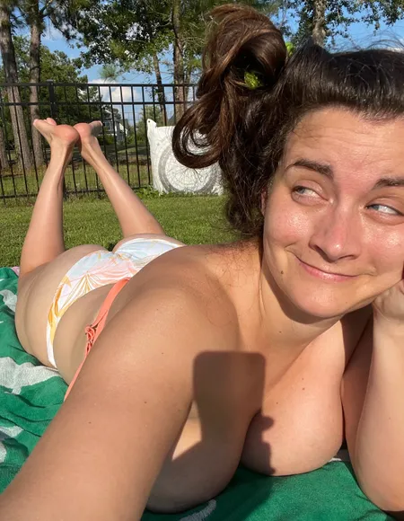 Mollie Peachy Melons profile photo