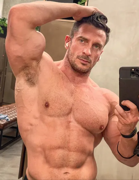 Alessandrobuilder - VIP profile photo