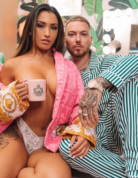 Alex and Kellz profile photo