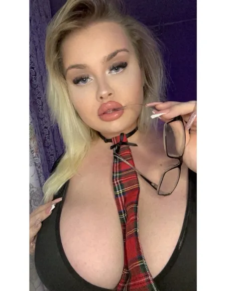 Alexandra profile photo