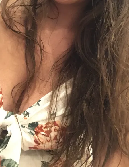 Alexandra Lee profile photo
