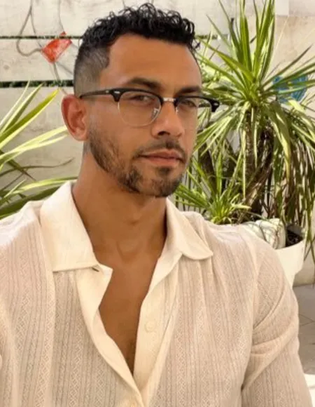 Alex Jones profile photo