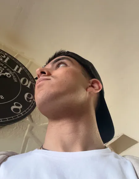 Paris profile photo
