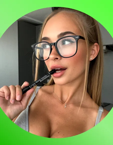 College Girl FREE๐ซฆ profile photo