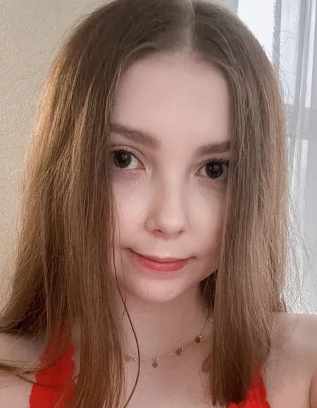Alice 🌙 profile photo