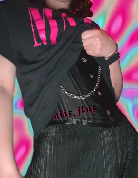 Alix Flux (THEY/HE) profile photo