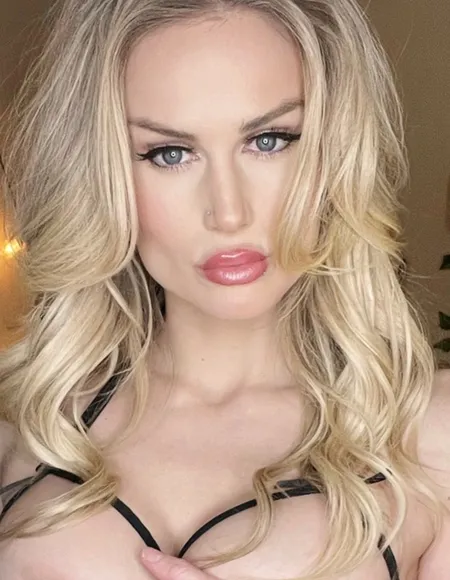 Allegra Cole profile photo