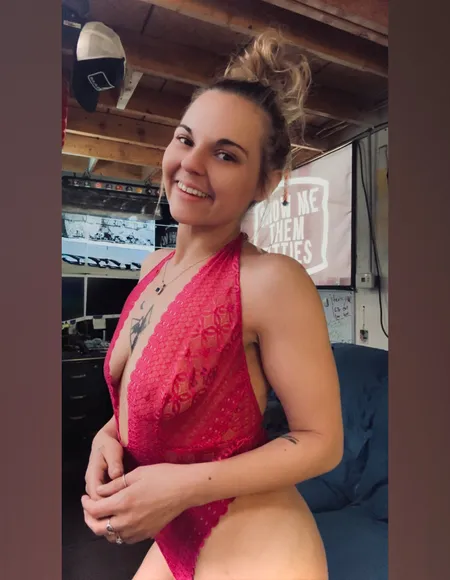 Amber Kay ๐ฆ profile photo