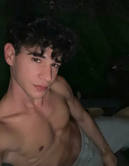 A 😇 profile photo
