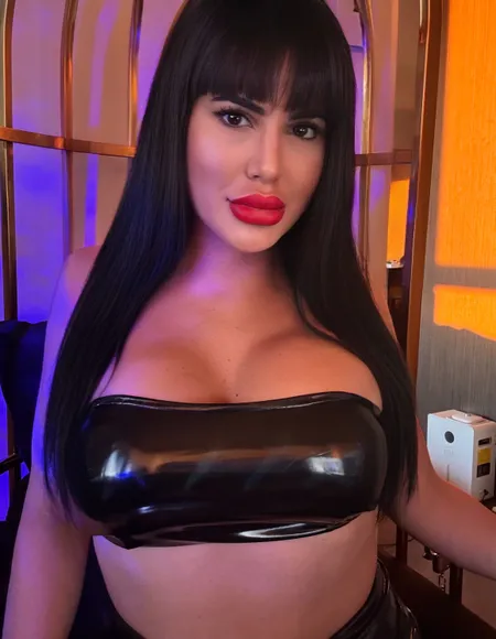 Angelalorenzoxo profile photo