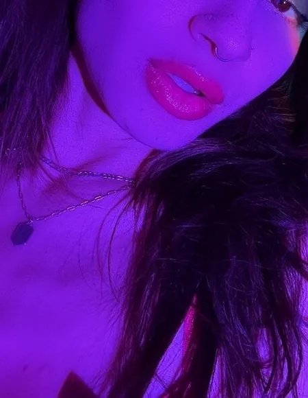 𝐀𝐧𝐠𝐞𝐥 profile photo