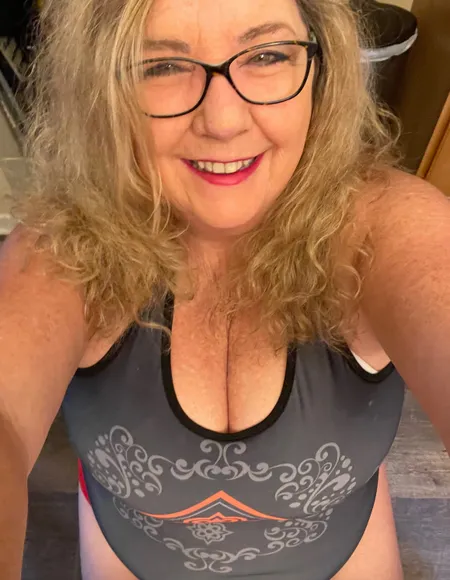 AngieQOS profile photo