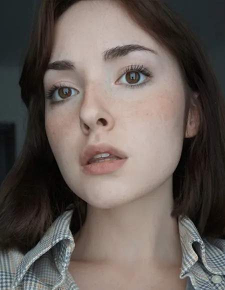 Anie Anarom profile photo