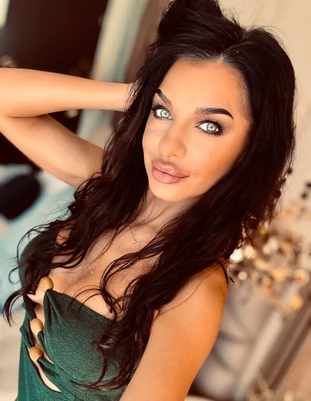 ANISYIA profile photo