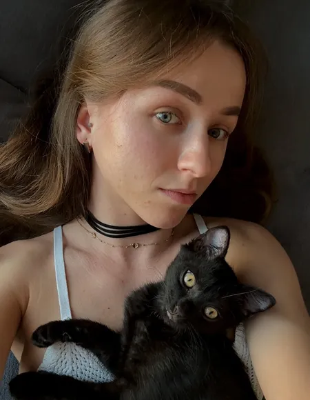 Annie 🦋 profile photo