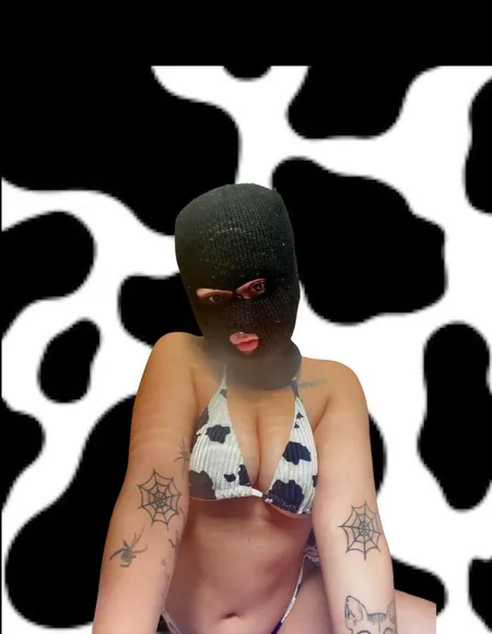 Holly Logan profile photo