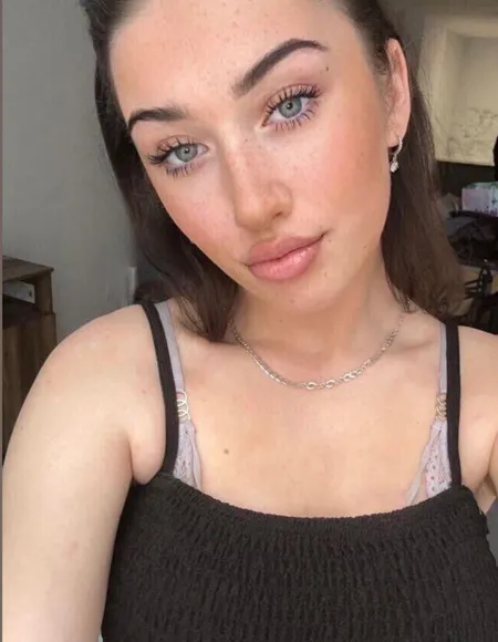 april dunes profile photo