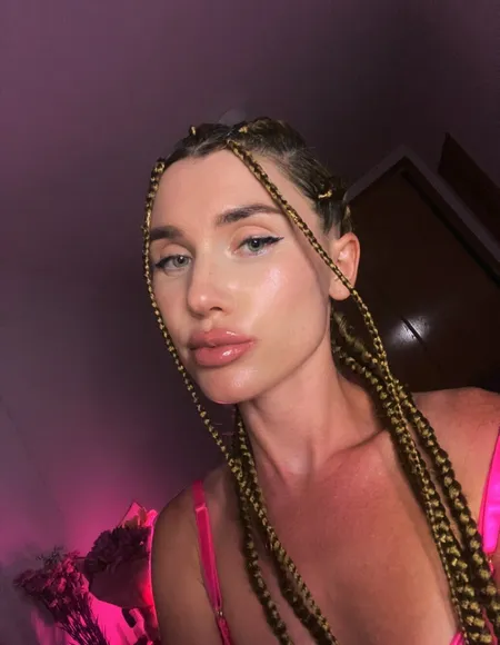 Arina Grace profile photo
