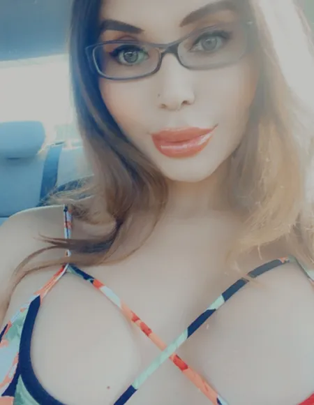 Artianna W. profile photo