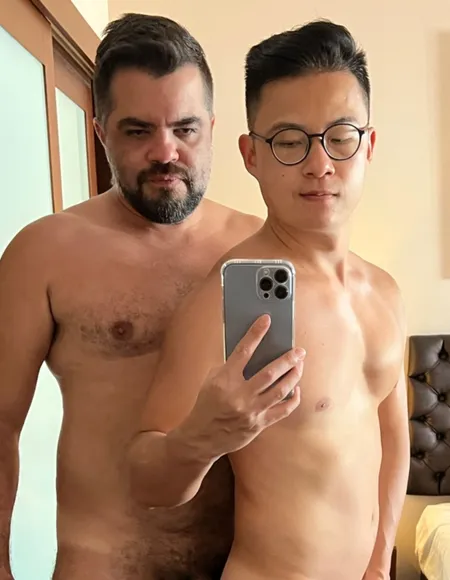 🇹🇼Asian+Bear🇧🇷 Couple profile photo