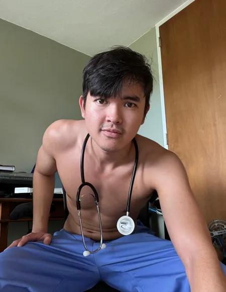 AsianTwinkDom profile photo