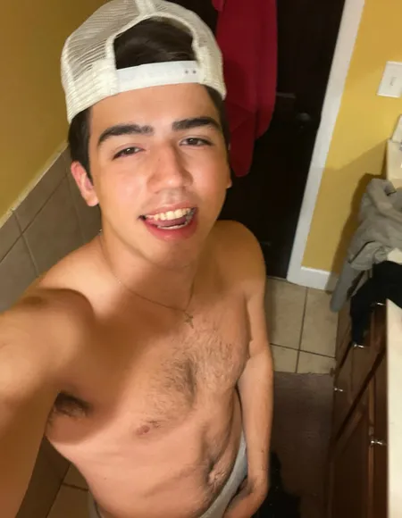 AsmrHallPass profile photo