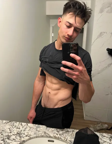 JohnnyFREE profile photo