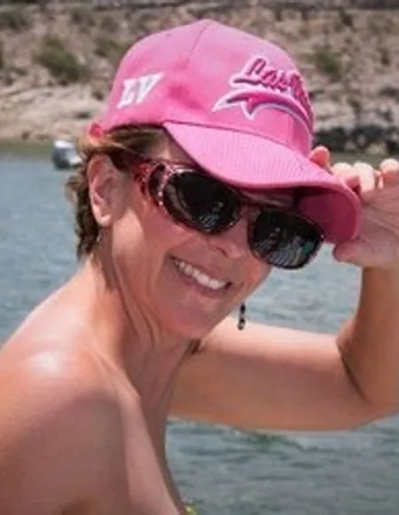 Arizona Ann Hot Mom profile photo