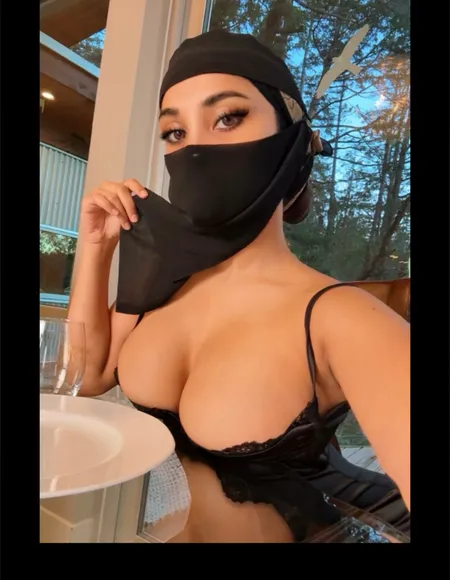 Azilia Hadid profile photo