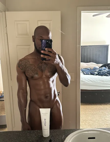 Discrete69 profile photo