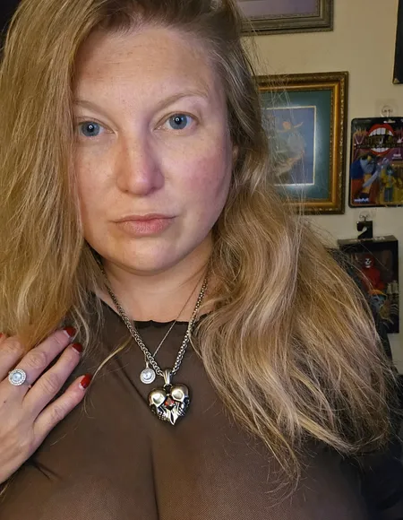 Babywolfwitch profile photo