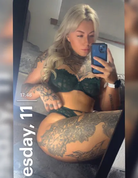 Blondie🖤 profile photo