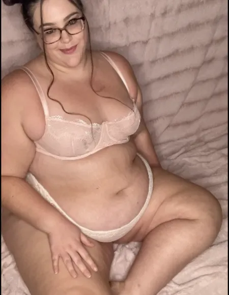 Georgia Rose profile photo