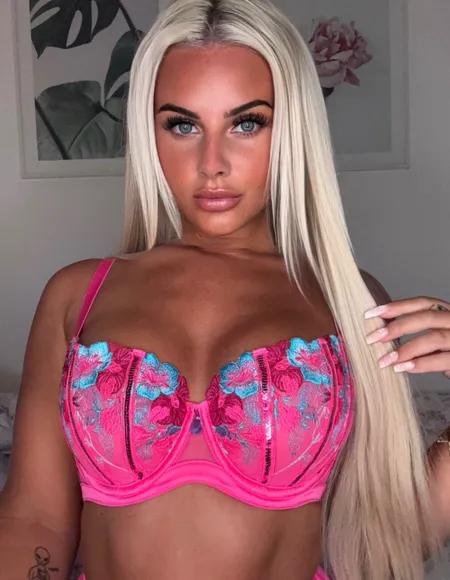 Bendy barbie profile photo