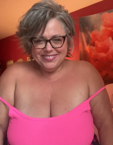 Bettie Blushe profile photo