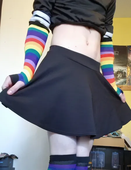 BiCuriousBoi99 profile photo