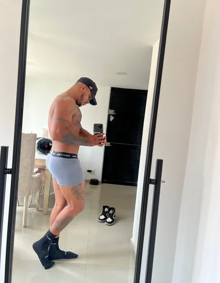 Big Dick Latino FREE🇨🇴😈 profile photo