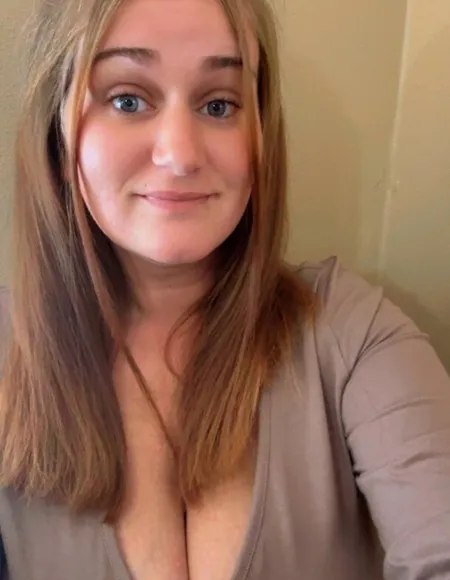 Ariel Lynn profile photo