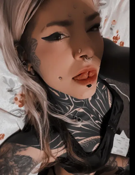 Binaural brat profile photo