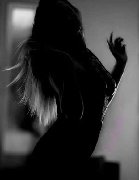 Sexual seductress profile photo